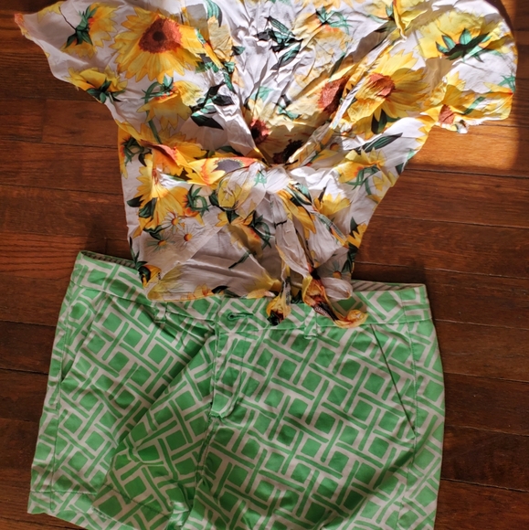 Two piece Outfit - Picture 2 of 2